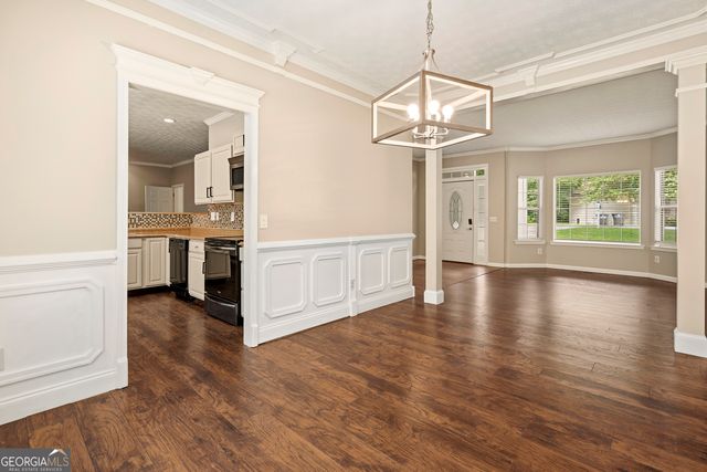 9569 Lakeview Court, Douglasville, GA 30135
