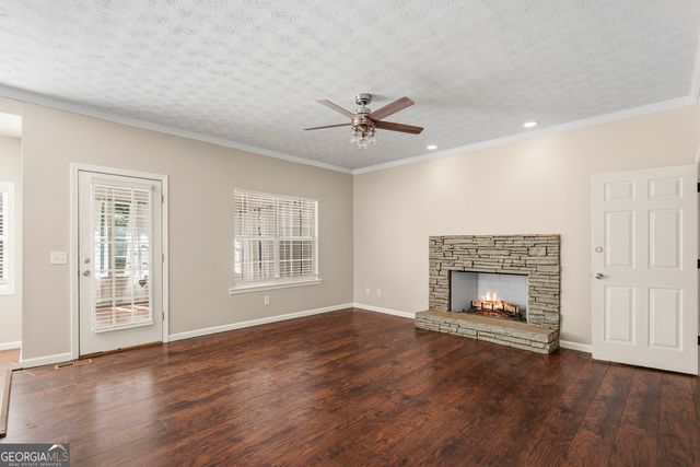 9569 Lakeview Court, Douglasville, GA 30135