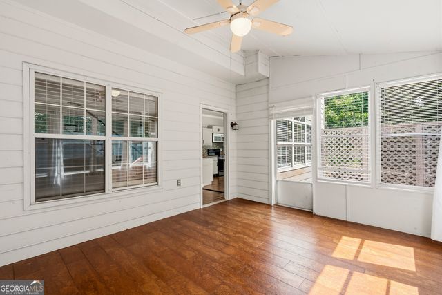 9569 Lakeview Court, Douglasville, GA 30135