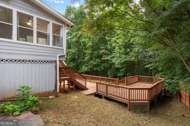 9569 Lakeview Court, Douglasville, GA 30135