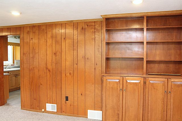 3012 MIDLAND Drive, Erie, PA 16506