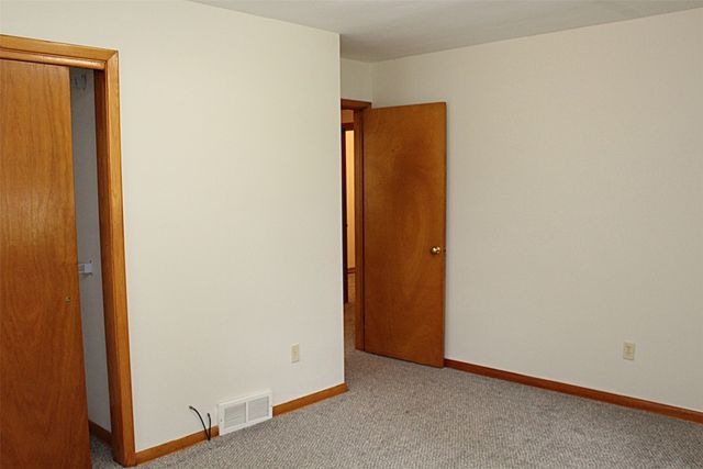 3012 MIDLAND Drive, Erie, PA 16506