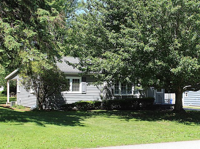 3012 MIDLAND Drive, Erie, PA 16506