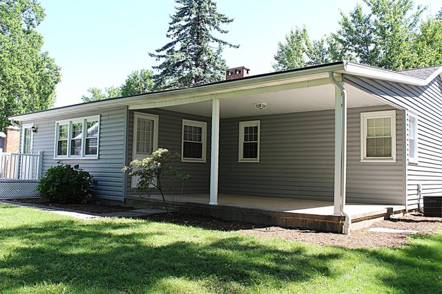 3012 MIDLAND Drive, Erie, PA 16506