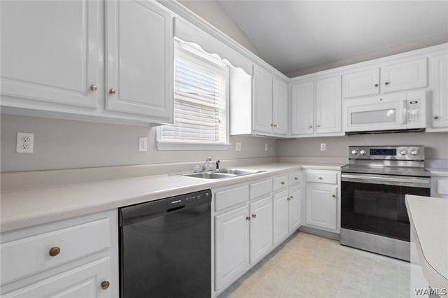 1725 Crabtree Circle, Tuscaloosa, AL 35405