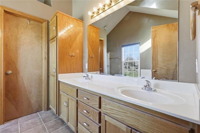 9101 NE 109th Terrace, Kansas City, MO 64157