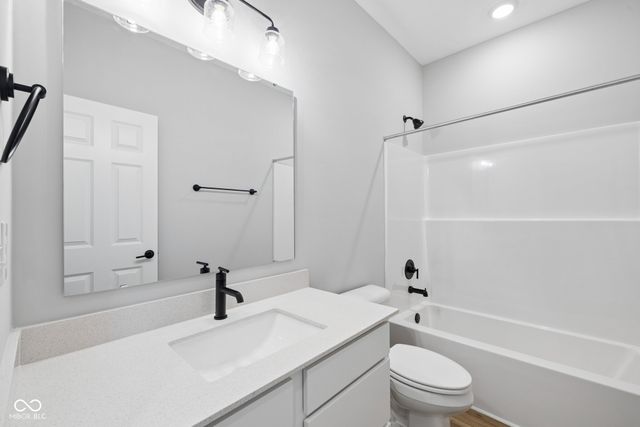 2318 Marjorie Way, Shelbyville, IN 46176