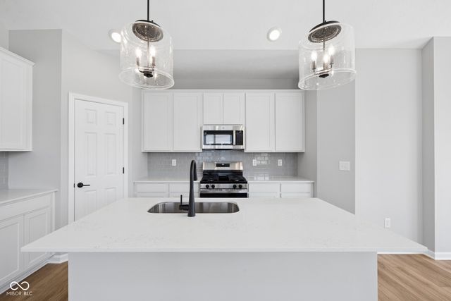 2318 Marjorie Way, Shelbyville, IN 46176