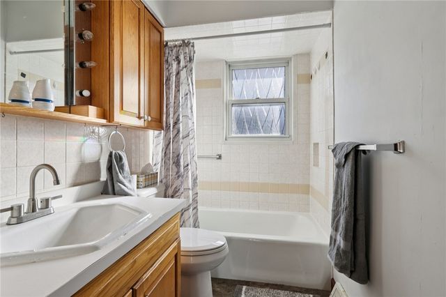 1910 Ridge Ave, Arnold, PA 15068