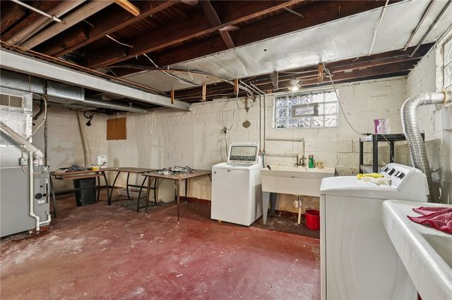 1910 Ridge Ave, Arnold, PA 15068