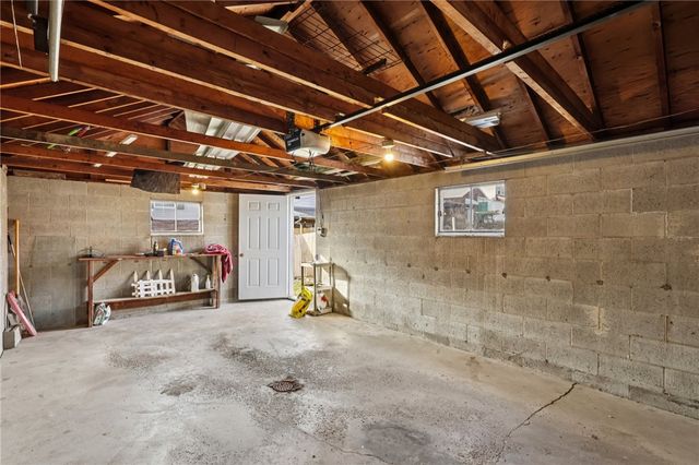 1910 Ridge Ave, Arnold, PA 15068