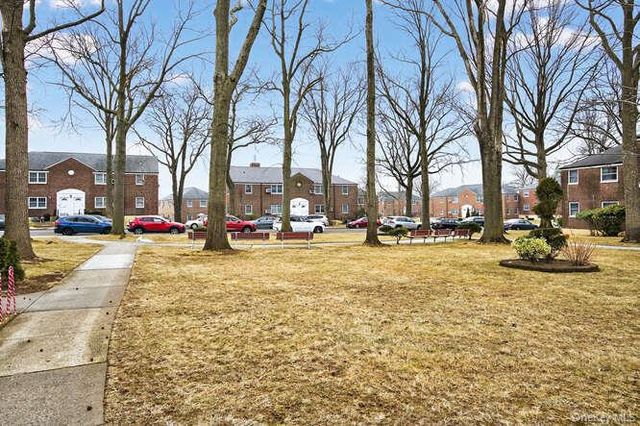 252-23 63rd Avenue 1081, Little Neck, NY 11362