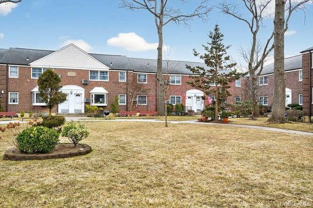 252-23 63rd Avenue 1081, Little Neck, NY 11362