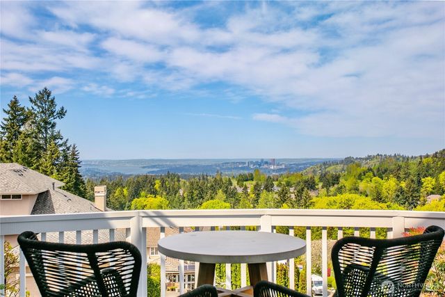 8305 144th Avenue SE, Newcastle, WA 98059