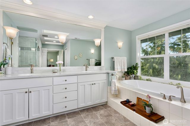 8305 144th Avenue SE, Newcastle, WA 98059