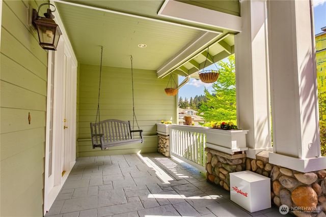 8305 144th Avenue SE, Newcastle, WA 98059