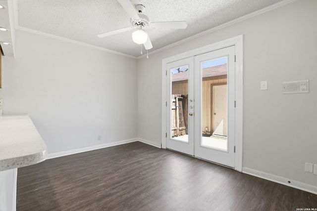 2703 Red Tree, San Antonio, TX 78248