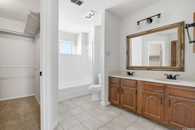 2703 Red Tree, San Antonio, TX 78248