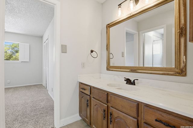 2703 Red Tree, San Antonio, TX 78248