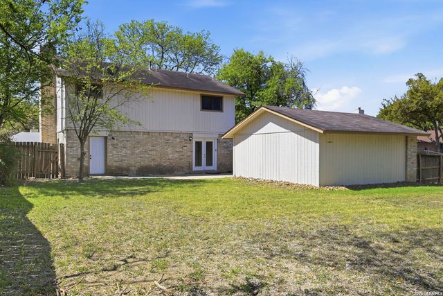 2703 Red Tree, San Antonio, TX 78248