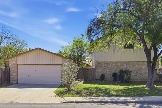2703 Red Tree, San Antonio, TX 78248