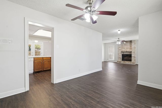 2703 Red Tree, San Antonio, TX 78248