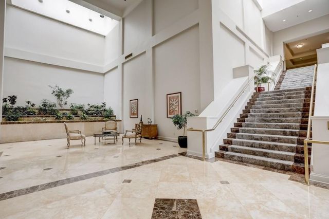 1280 W Peachtree NW Street 3601, Atlanta, GA 30309