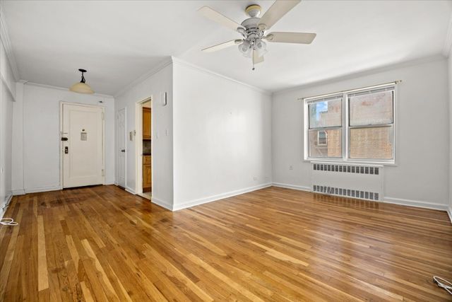 8115 35th Ave Apt 6B, New York City, NY 11372