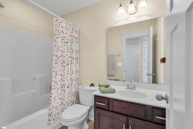 10 Recess Way, Simpsonville, SC 29681