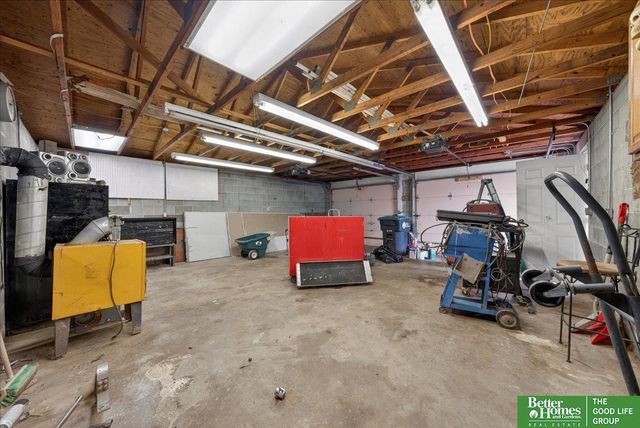 5420 S 49 Avenue, Omaha, NE 68117