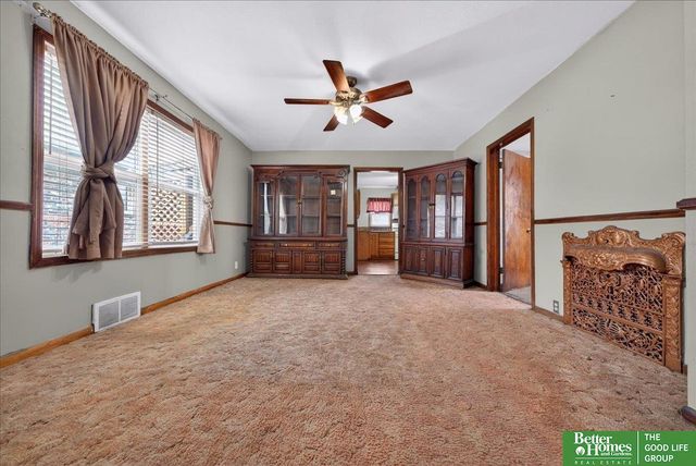 5420 S 49 Avenue, Omaha, NE 68117