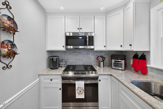 6421 Wynbrook Way, Raleigh, NC 27612