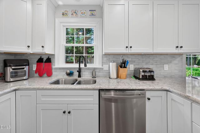 6421 Wynbrook Way, Raleigh, NC 27612