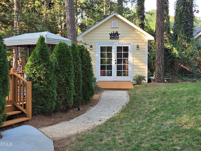 6421 Wynbrook Way, Raleigh, NC 27612