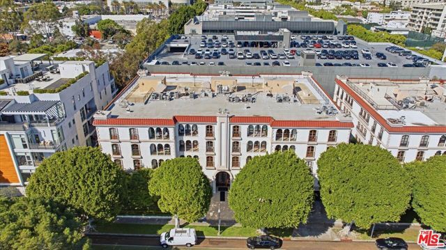 9249 Burton Way 406, Beverly Hills, CA 90210