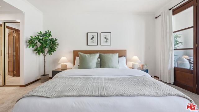 9249 Burton Way 406, Beverly Hills, CA 90210