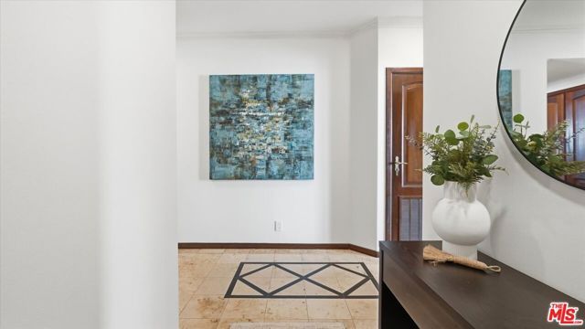 9249 Burton Way 406, Beverly Hills, CA 90210