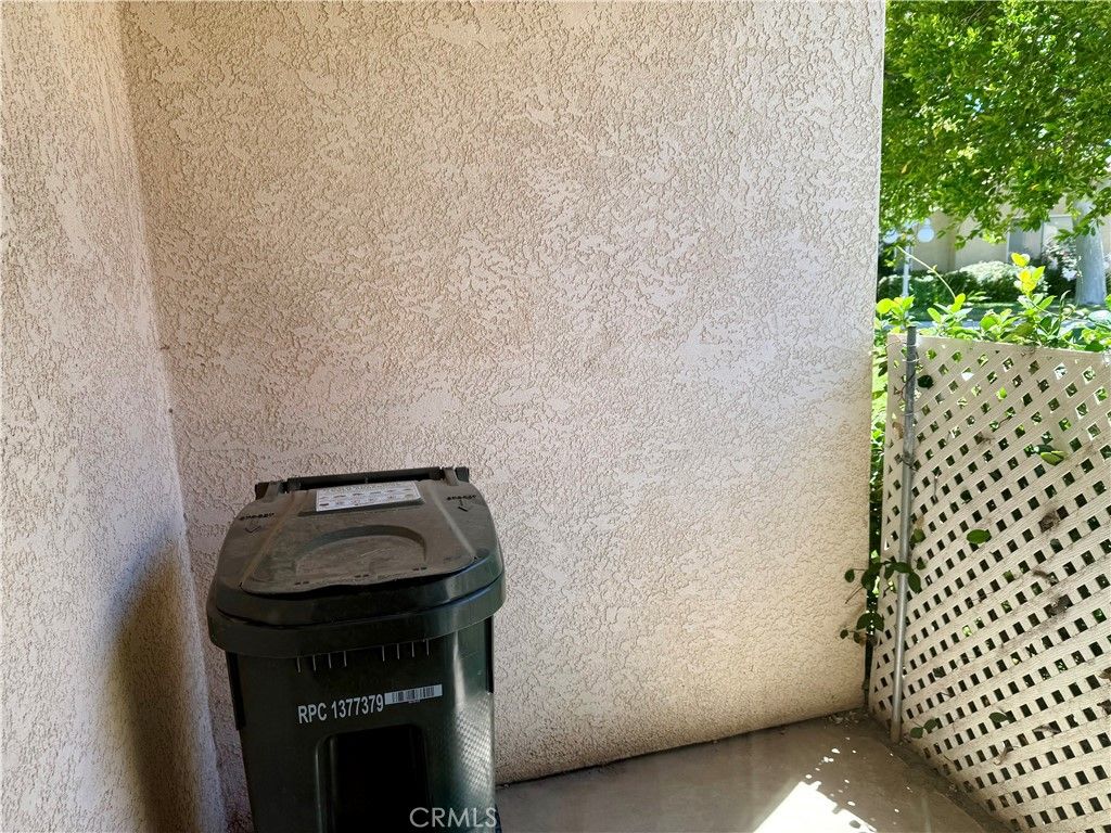 Image 16 of property listing at 19078 Stoddard, Apple Valley, CA 92308