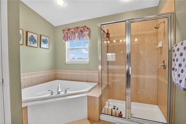 1403 N Shevlin Ct, Franklin Park, PA 15143