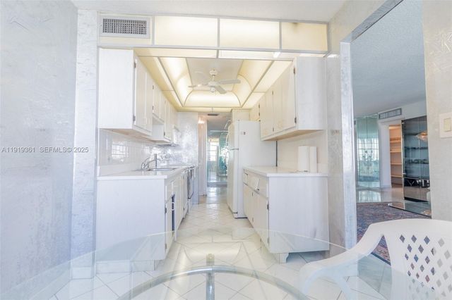 231 174th St 1701, Sunny Isles Beach, FL 33160