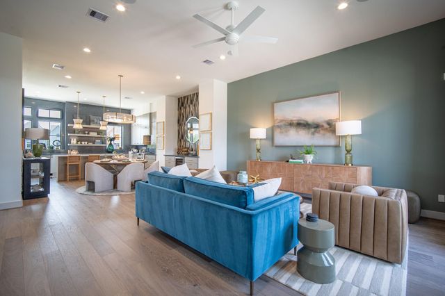 1715 Bologna Lane, Houston, TX 77055