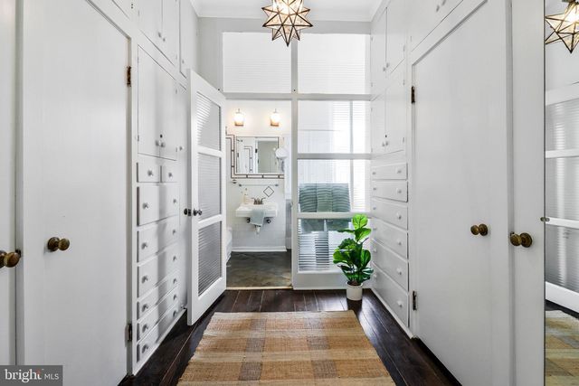 122 3RD ST SE, Washington, DC 20003