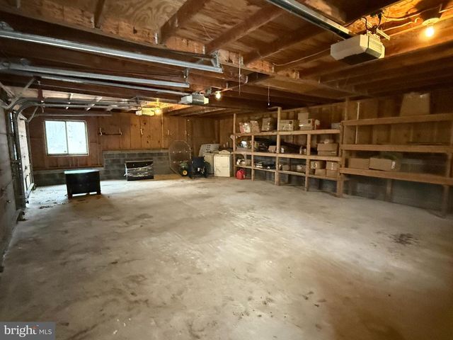 10701 SYCAMORE SPRINGS LN, Great Falls, VA 22066