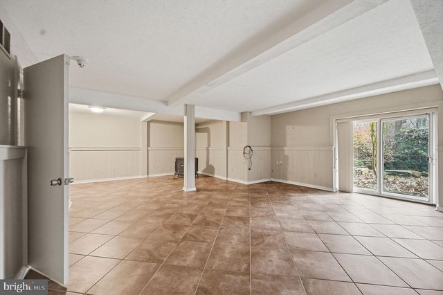 10701 SYCAMORE SPRINGS LN, Great Falls, VA 22066