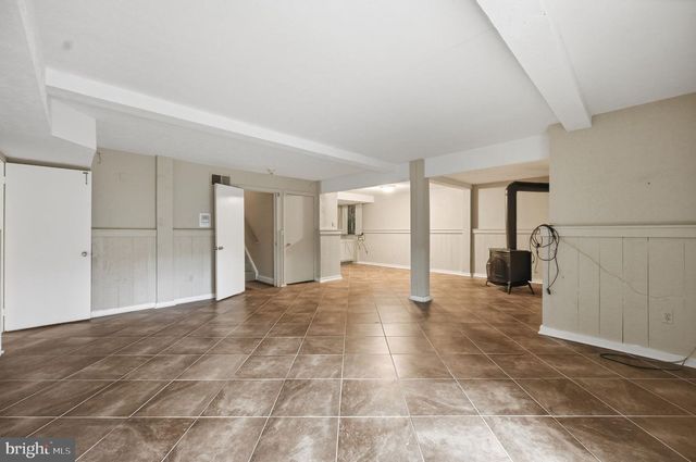 10701 SYCAMORE SPRINGS LN, Great Falls, VA 22066