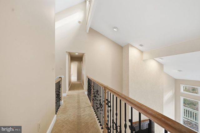 10701 SYCAMORE SPRINGS LN, Great Falls, VA 22066