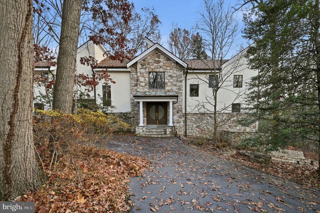 10701 SYCAMORE SPRINGS LN, Great Falls, VA 22066