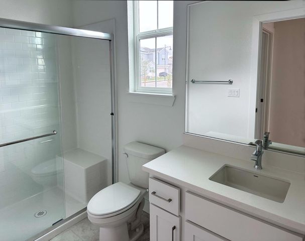 3176 Bosworth St, Lathrop, CA 95330