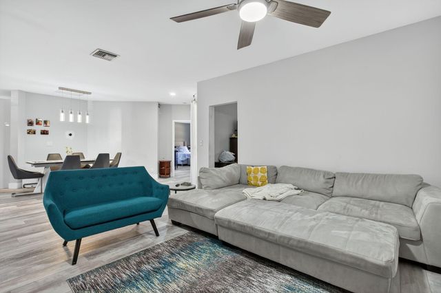 11910 Glenmore Drive 3-3, Coral Springs, FL 33071
