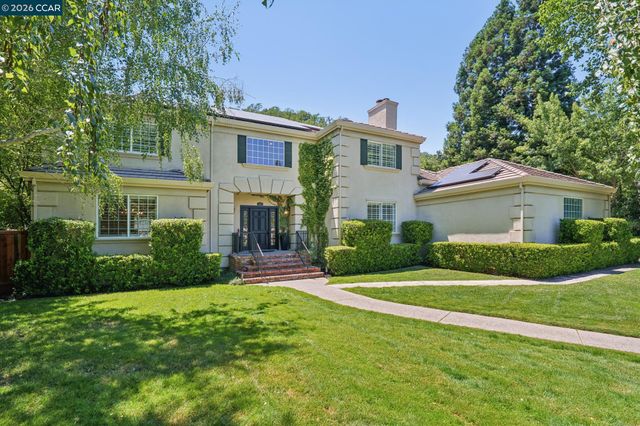 136 Lark Ct, Alamo, CA 94507